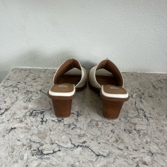 Yellow Box White and Brown Wedge Sandals - Picture 3 of 10